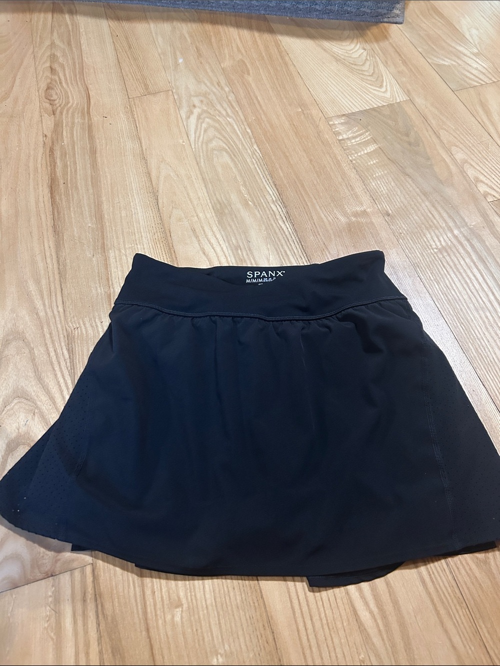 Spanx Black Athletic Get moving Skort size medium